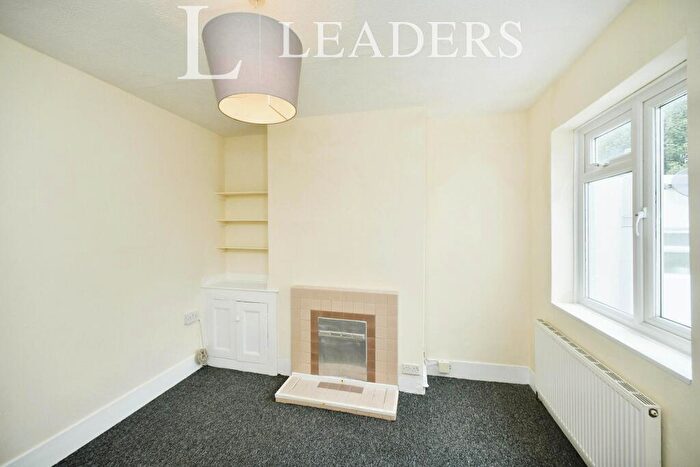 2 Bedroom Apartment To Rent In Coombe Road, BN2