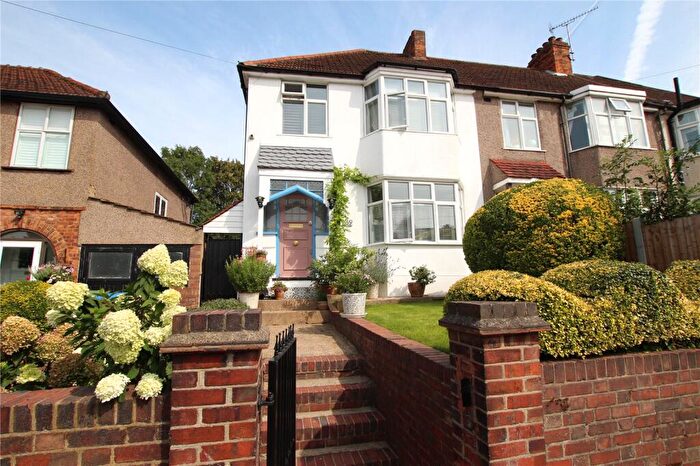 3 Bedroom End Of Terrace House For Sale In Red Lion Lane, Shooters Hill, SE18