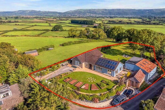 4 Bedroom Detached Bungalow For Sale In Clewer, Between Cheddar And Wedmore, BS28