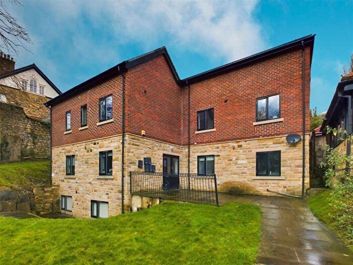 2 Bedroom Apartment To Rent In Fulwood Road, Sheffield, S10