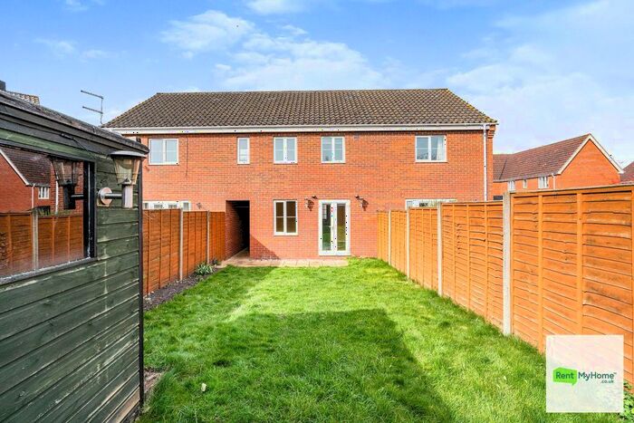 2 Bedroom Property To Rent In Roe Drive, Norwich, NR5