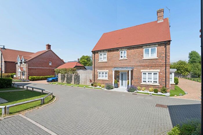 4 Bedroom Detached House For Sale In Smyth End, Aston Clinton, HP22