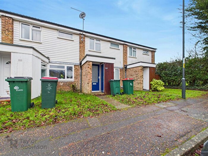 3 Bedroom Property To Rent In Holmcroft, Crawley, RH10