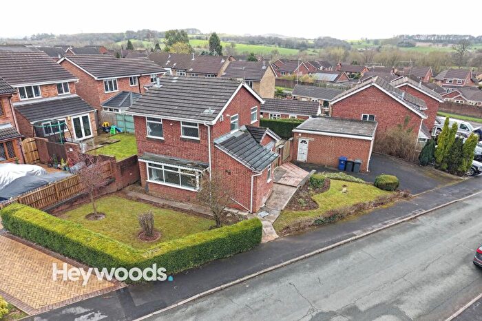 3 Bedroom Detached House For Sale In Rutherford Avenue, Newcastle, ST5