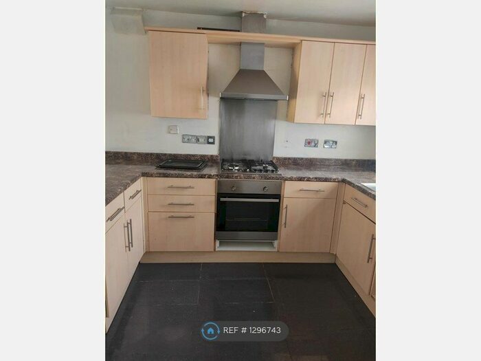 2 Bedroom Terraced House To Rent In Elmgrove Crescent, Harrow HA1