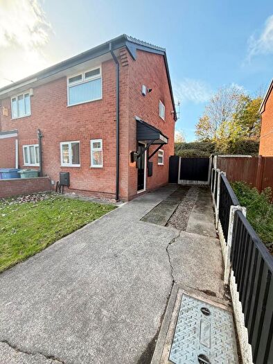 2 Bedroom Semi Detached House To Rent In New Road, Tuebrook, Liverpool, L13