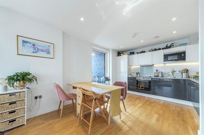 2 Bedroom Flat To Rent In Tinderbox House, Octavius Street, Deptford, London, SE8