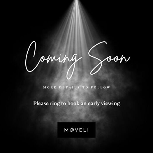 6 Bedroom Detached House For Sale In Howards Thicket, Gerrards Cross, SL9