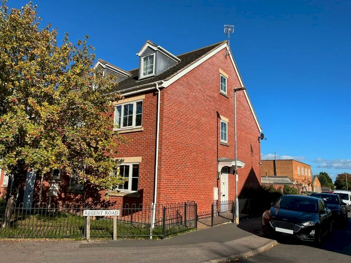 4 Bedroom Semi-Detached House To Rent In Regent Road, Countesthorpe, Leicester, Leicestershire, LE8