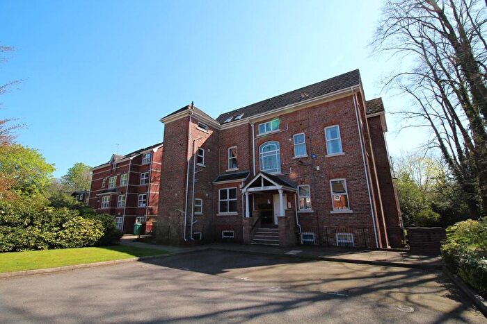 4 Bedroom Apartment To Rent In Palatine Road, West Didsbury, M20