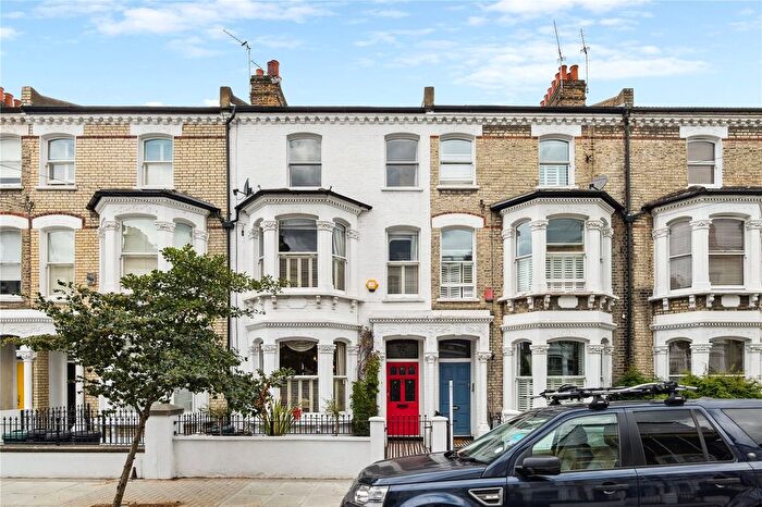6 Bedroom Terraced House For Sale In Lindore Road, SW11