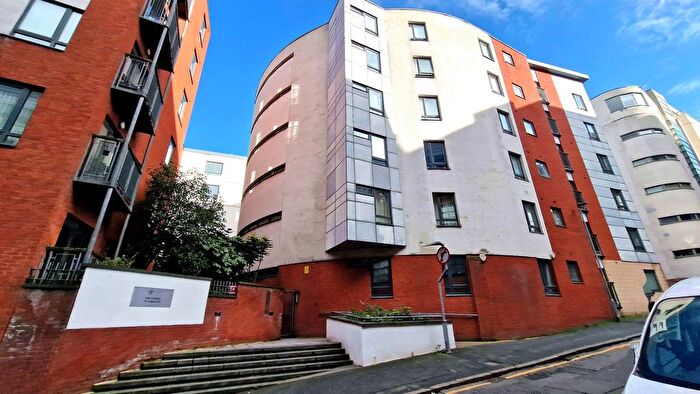2 Bedroom Flat To Rent In The Citadel, Ludgate Hill, Manchester, M4