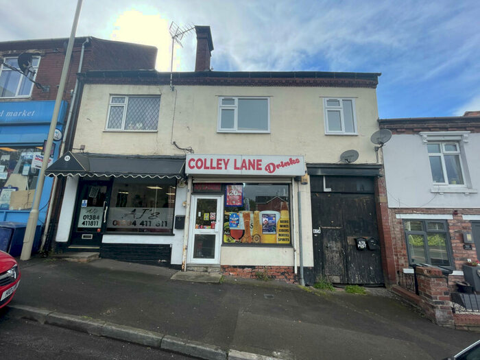2 Bedroom Flat To Rent In Colley Lane, Halesowen, West Midlands, B63