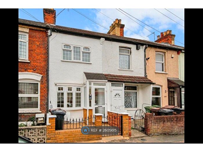 2 Bedroom Terraced House To Rent In Sparsholt Road, Barking, IG11