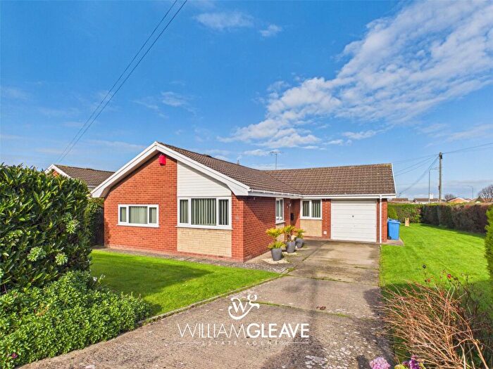3 Bedroom Bungalow For Sale In Dyserth Road, Rhyl, Denbighshire, LL18