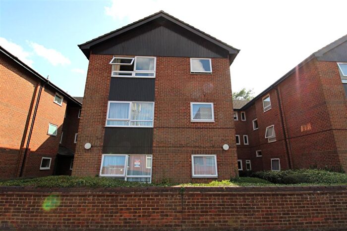 1 Bedroom Flat To Rent In Berkeley Court, Nightingale Way, Swanley, BR8