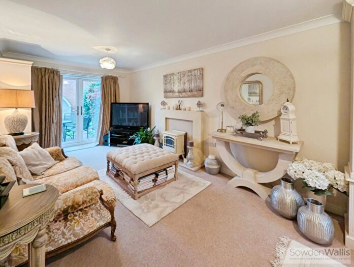 5 Bedroom Detached House For Sale In Laughton Drive, Stamford, PE9