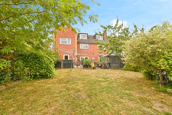 5 Bedroom Semi-Detached House For Sale In St. Michaels Close, Lyneham, Chippenham, SN15