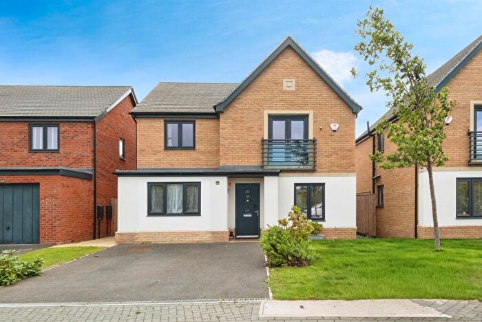 4 Bedroom Detached House For Sale In Ruddington Avenue, Broughton, Milton Keynes, MK10