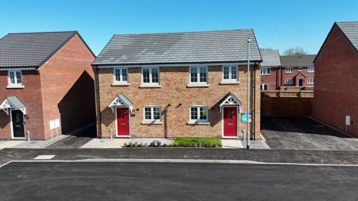 3 Bedroom Semi-Detached House For Sale In Littleworth Park, Deeping St Nicholas, PE11