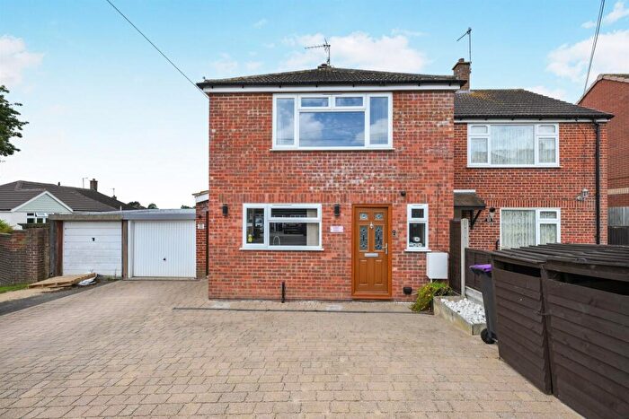 2 Bedroom Semi-Detached House For Sale In Cozens Road, Ware, SG12