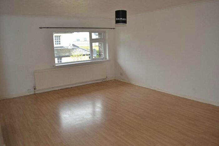 2 Bedroom Flat To Rent In Sandybrook Close, St Dials, NP44