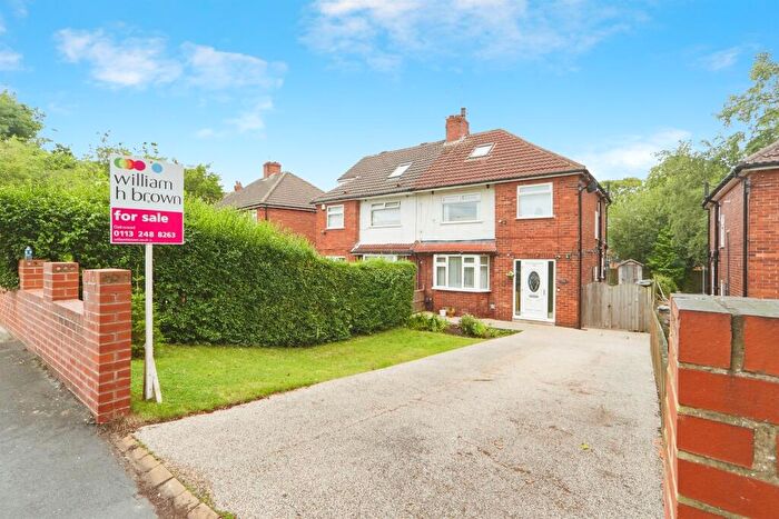 3 Bedroom Semi-Detached House For Sale In Talbot Road, Leeds, LS8