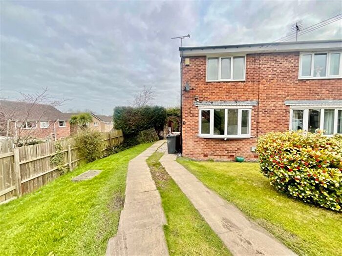 2 Bedroom Semi-Detached House For Sale In Hawksway, Eckington, Sheffield, Derbyshire, S21