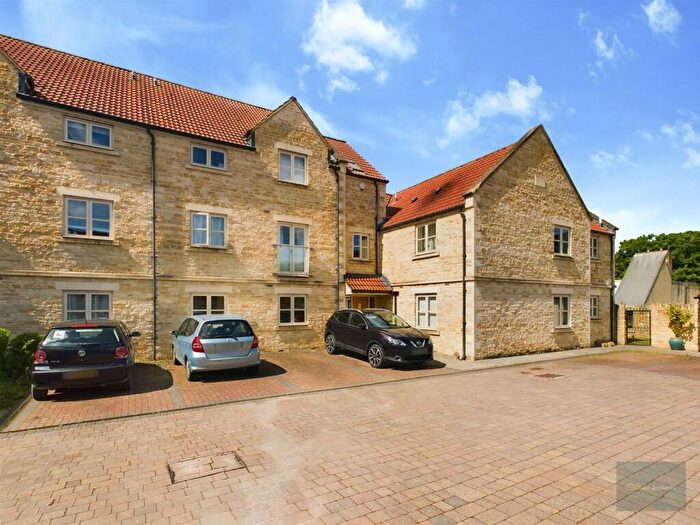 2 Bedroom Apartment For Sale In Stones Court, Bradford On Avon, BA15