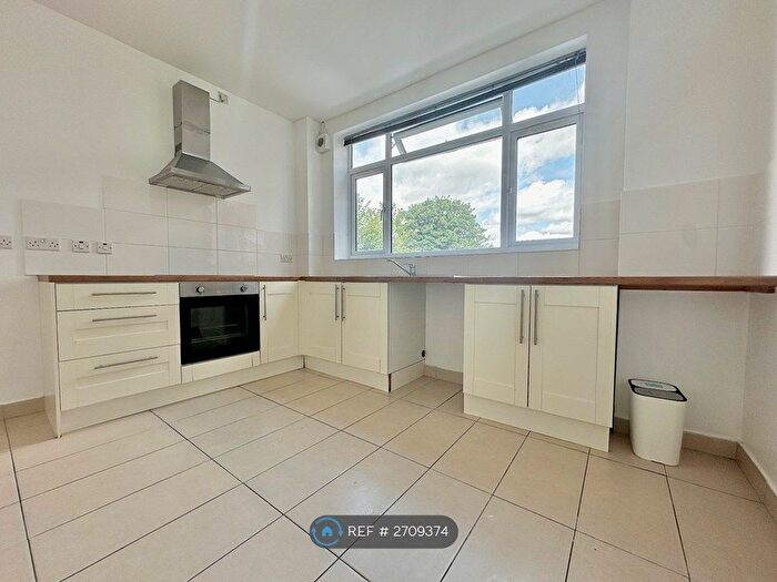 1 Bedroom Flat To Rent In Lower Leys, Evesham, WR11