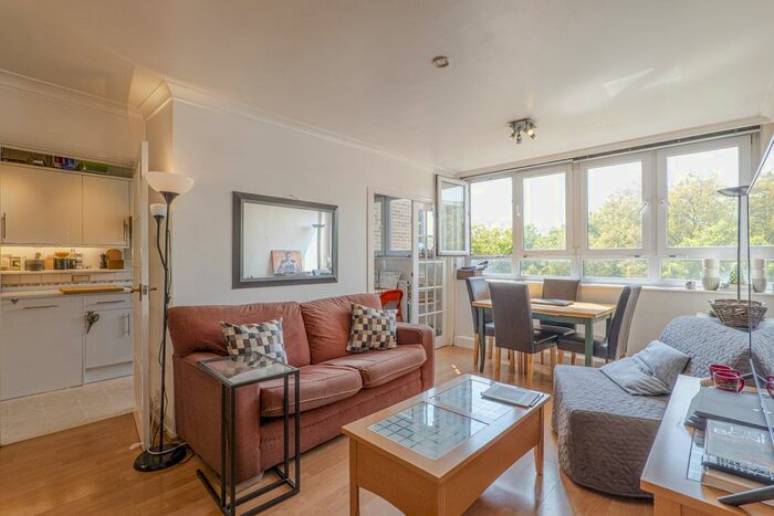 3 Bedroom Flat To Rent In Semley Place, Belgravia, London, SW1W