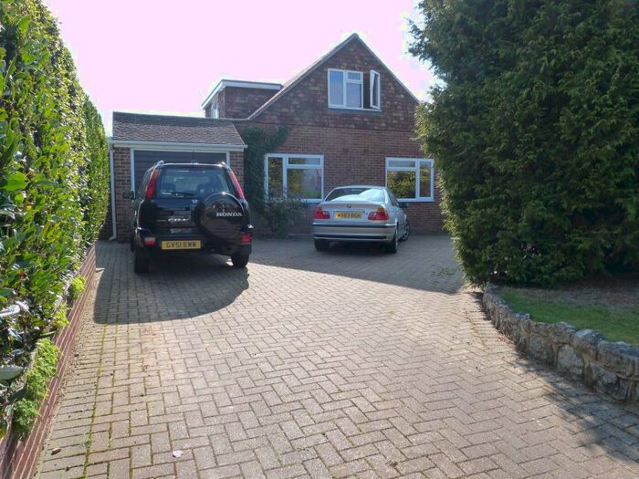 5 Bedroom Detached Bungalow To Rent In Cripple Street, Maidstone, ME15