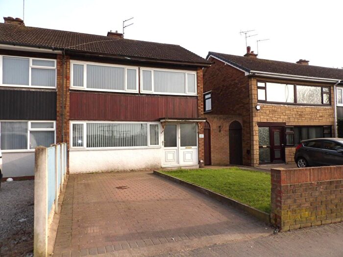 3 Bedroom Semi-Detached House To Rent In Doncaster Road, Kirk Sandall, Doncaster, DN3