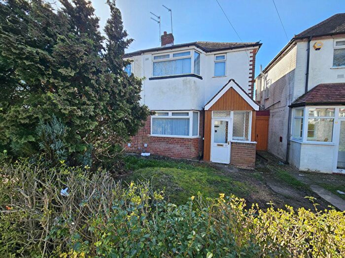 2 Bedroom Semi Detached House For Sale In Lower White Road, Quinton, B32