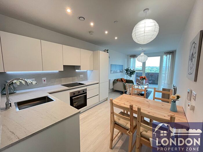 1 Bedroom Flat To Rent In Shearwater Drive, Hendon, London, NW9