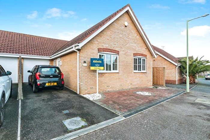 3 Bedroom Bungalow For Sale In Codlins Lane, Beccles, Suffolk, NR34
