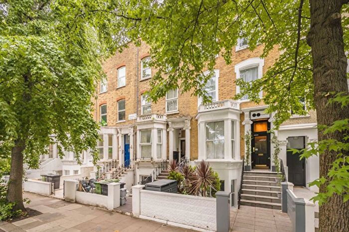 Studio To Rent In Hammersmith Grove, Hammersmith, W6