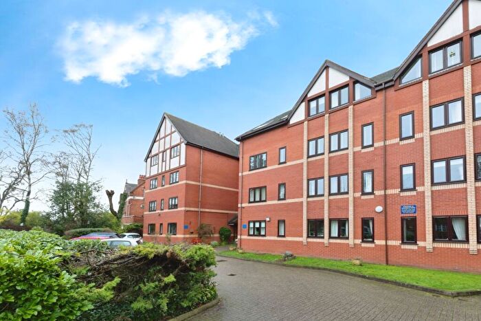 2 Bedroom Flat For Sale In Davenport Road, Coventry, West Midlands, CV5
