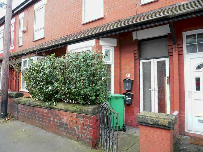 1 Bedroom Apartment To Rent In Portville Road, Levenshulmemanchester, , M19