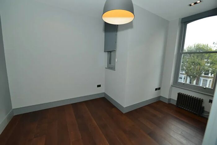 1 Bedroom Flat To Rent In Sutherland Avenue, Maida Vale, W9