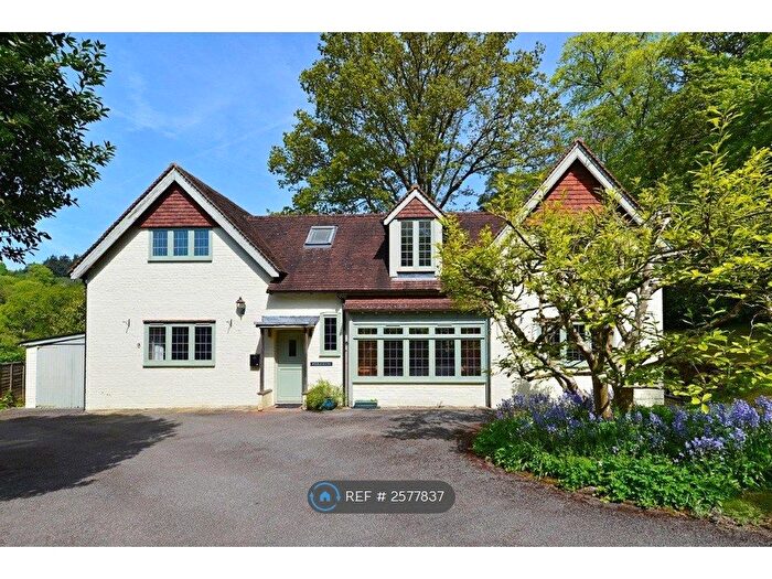 4 Bedroom Detached House To Rent In Pitch Hill, Ewhurst, Cranleigh, GU6