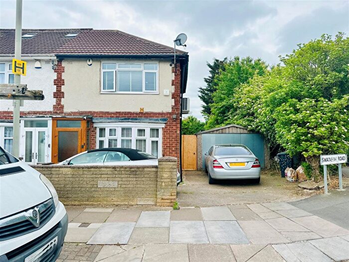 2 Bedroom End Terrace House For Sale In Swainson Road, Leicester, LE4