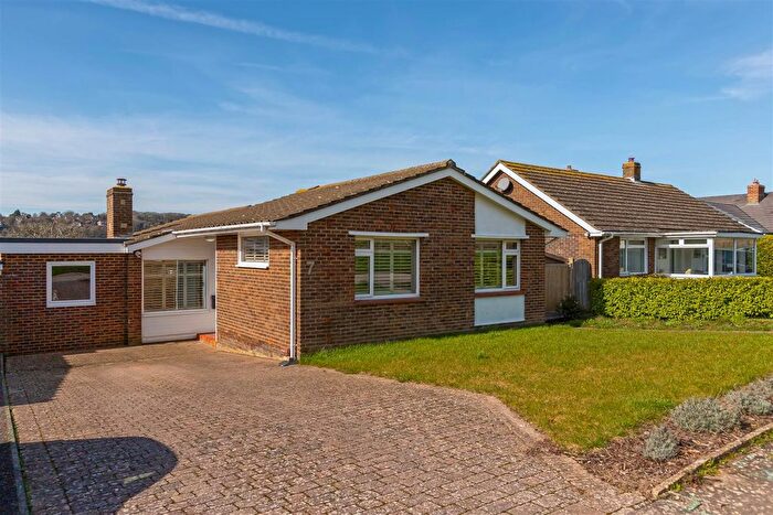 2 Bedroom Detached Bungalow For Sale In Shepherds Mead, Worthing, BN14