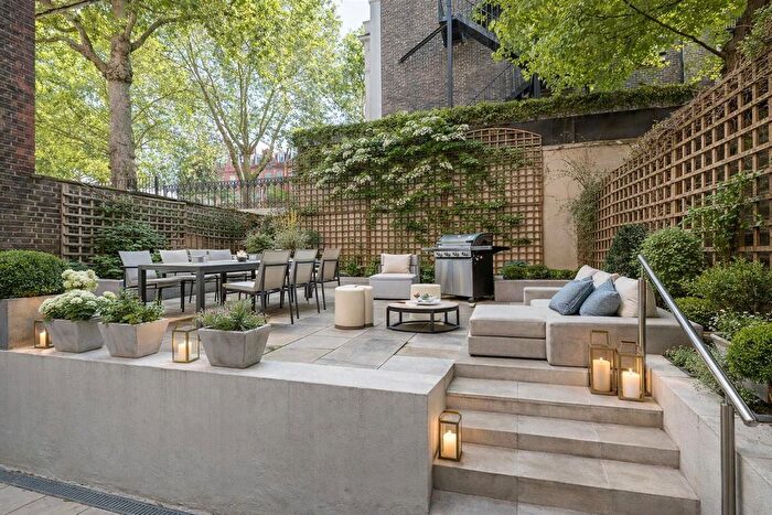 3 Bedroom Flat For Sale In Gledhow Gardens, Kensington, SW5