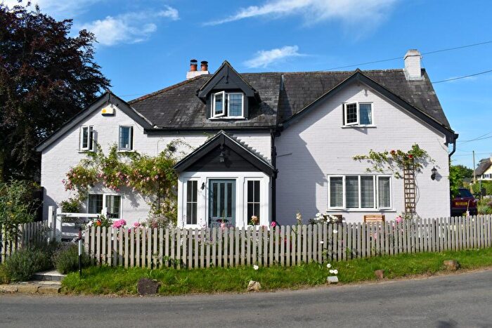 5 Bedroom Detached House For Sale In South End, Damerham, Fordingbridge, SP6