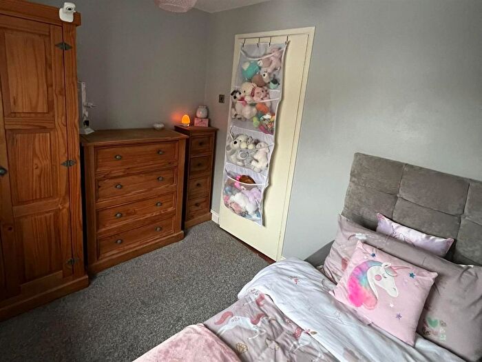 3 Bedroom End Terrace House To Rent In Limetree Avenue, Antrim, BT41