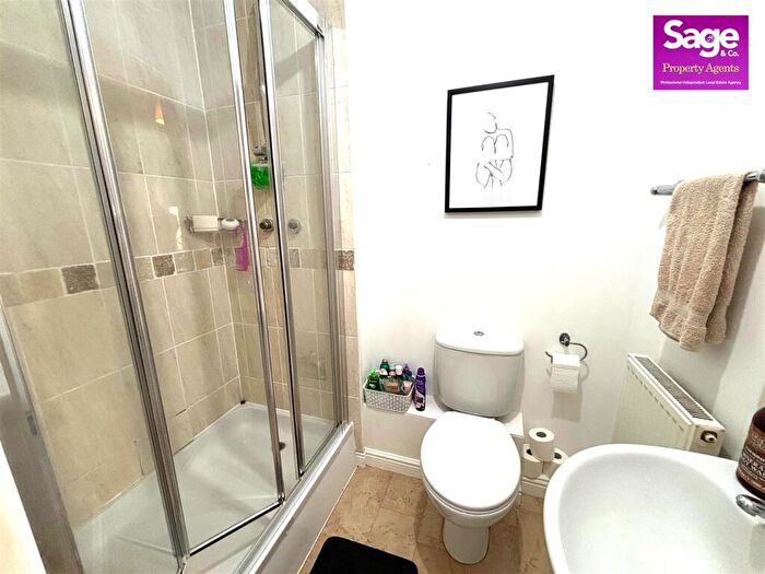 3 Bedroom Terraced House For Sale In Stonebridge Park, Croesyceiliog, Cwmbran, NP44