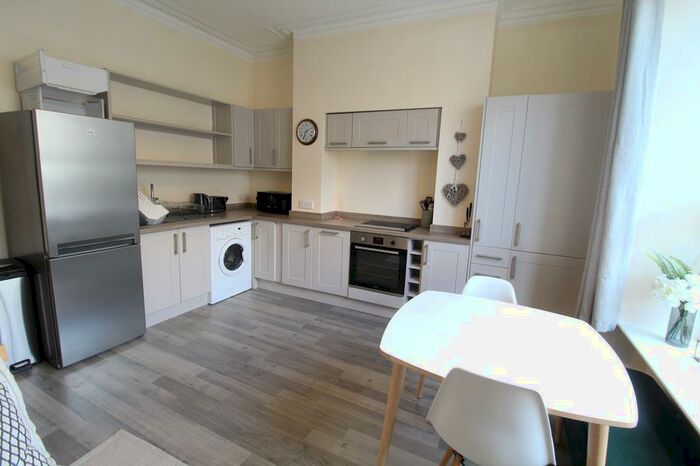 1 Bedroom Flat To Rent In Union Grove, Ground Floor Right, AB10
