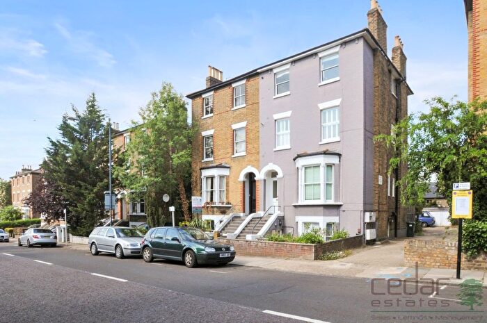 2 Bedroom Flat To Rent In Church Road, Richmond, TW10