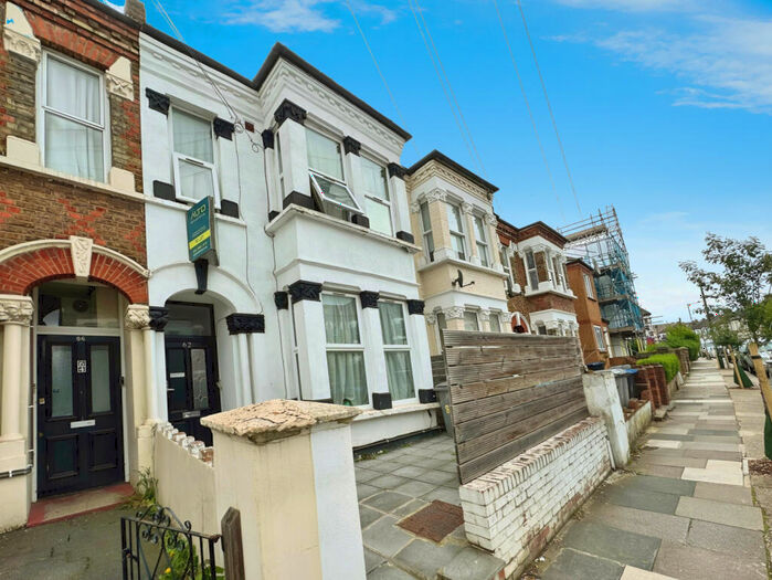 1 Bedroom Flat To Rent In Tubbs Road, NW10